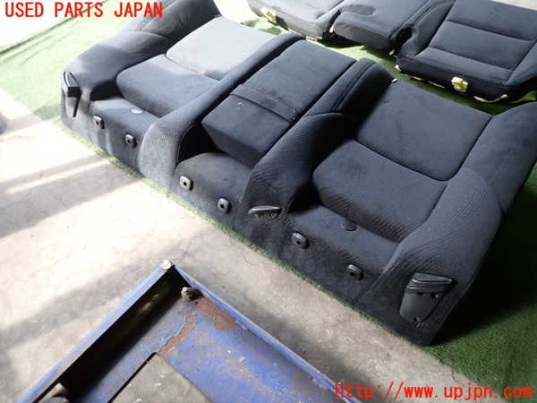 5UPJ-17347385]クラウン ロイヤル ハイブリッド(AWS210)リアシート 中古_m0002.jpg