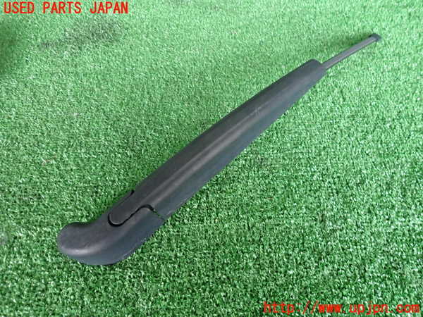 5UPJ-17351661]BMW 118i F40(7K15)リアワイパーアーム1 中古 1シリーズ_m0001.jpg