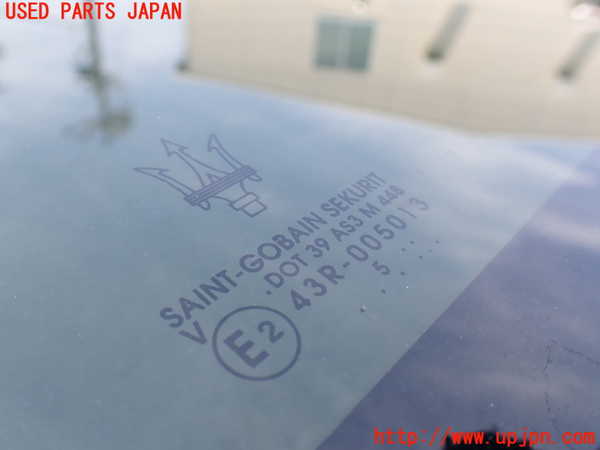 1UPJ-17361470]マセラティ・クアトロポルテ(MQP)1列目サンルーフガラス SEKURIT M448 中古_m0002.jpg