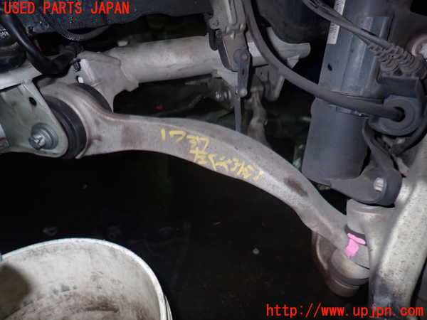 5UPJ-17375320]ベンツ CLS400(218361 C218)左フロントテンションロッド 中古_m0001.jpg