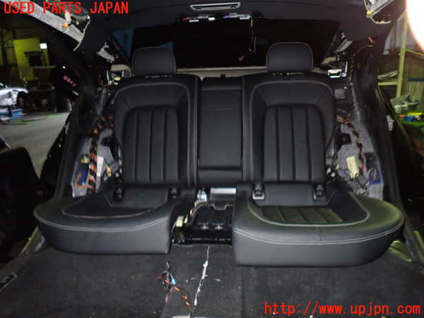 5UPJ-17377385]ベンツ CLS400(218361 C218)リアシート 中古_m0001.jpg