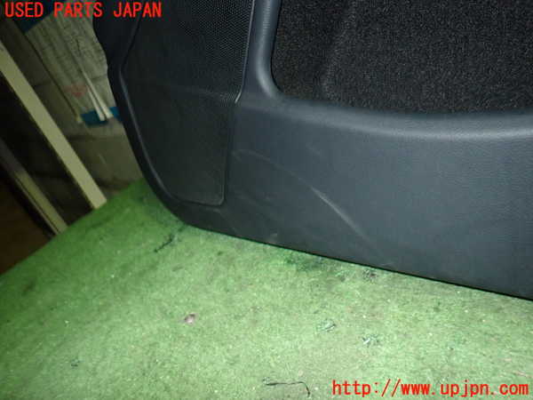 5UPJ-17371234]ベンツ CLS400(218361 C218)右前ドア内張り 中古_m0002.jpg