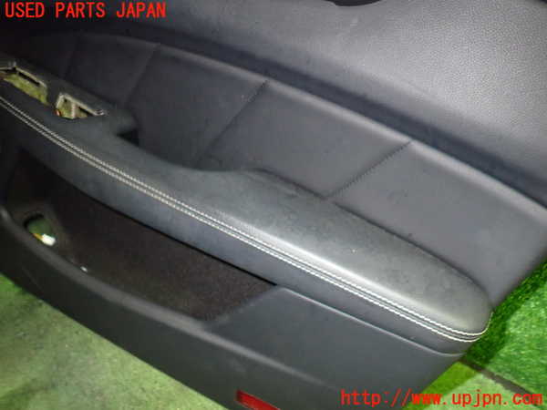 5UPJ-17371234]ベンツ CLS400(218361 C218)右前ドア内張り 中古_m0003.jpg