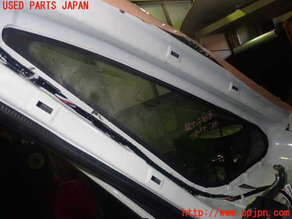 5UPJ-17391202]セレナ(GFC27)左フロント三角窓ガラス NSG M3O8 中古_m0002.jpg