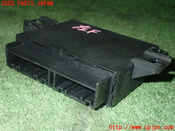 1UPJ-17396152]セレナ(GFC27)コンピューター7 28538 5TT1A 中古_m0003.jpg