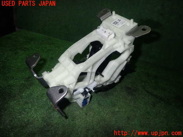 5UPJ-17397555]セレナ(GFC27)ATシフトレバー 中古_m0003.jpg