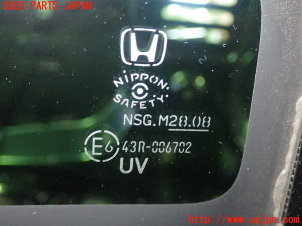 5UPJ-17401560]S660(JW5)リアガラス M28.08 中古_m0002.jpg