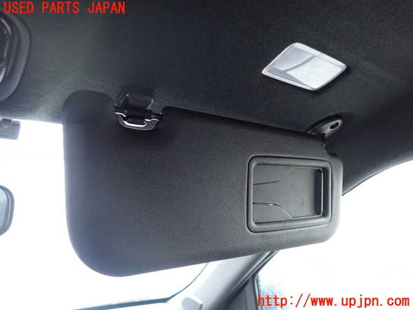 5UPJ-17417625]ヤリス(YARIS) クロス(MXPB15)室内サンバイザー右側 中古_m0002.jpg