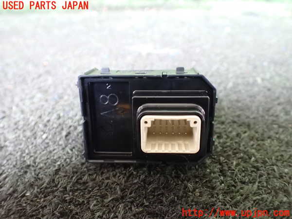 5UPJ-17416280]ヤリス(YARIS) クロス(MXPB15)ミラースイッチ 中古_m0002.jpg