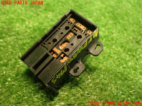 5UPJ-17456245]インテグラ タイプR 前期(DC5)左パワーウィンドウスイッチ 中古_m0002.jpg