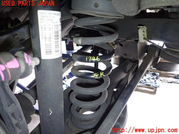 2UPJ-17465105]BMW 320d(8C20)(F30)左リアスプリング 中古_m0001.jpg