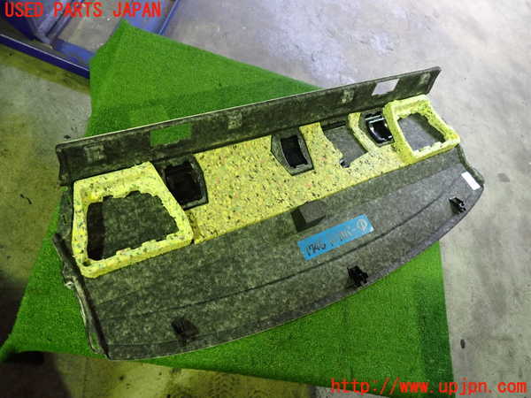 5UPJ-17467761]BMW 320d(8C20)(F30)トノカバー1 中古_m0002.jpg