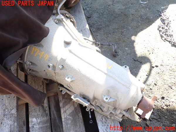 1UPJ-17473010]ベンツ V350 W639(639350T)ミッション AT 272 中古_m0002.jpg