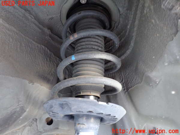 5UPJ-17475015]ベンツ V350 W639(639350T)右フロントストラット 【ジャンク】_m0002.jpg