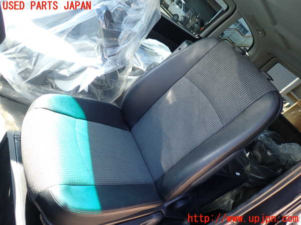 5UPJ-17477065]ベンツ V350 W639(639350T)助手席シート 中古_m0001.jpg