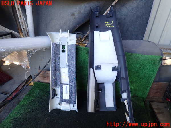 5UPJ-17477665]ベンツ V350 W639(639350T)右センターピラートリム 中古_m0002.jpg