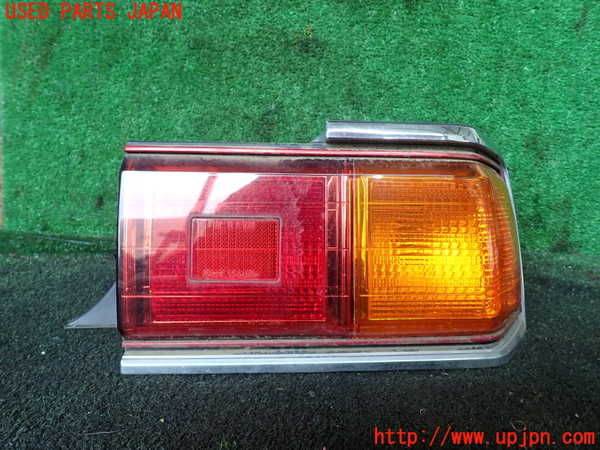 5UPJ-17491530]センチュリー(GZG50)右テールランプ 中古_m0001.jpg