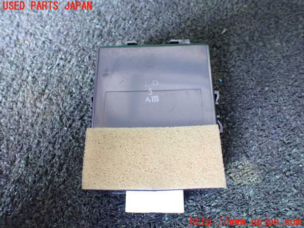5UPJ-17496153]センチュリー(GZG50)コンピューター8 (トランククローザー 85982-0020) 中古_m0003.jpg