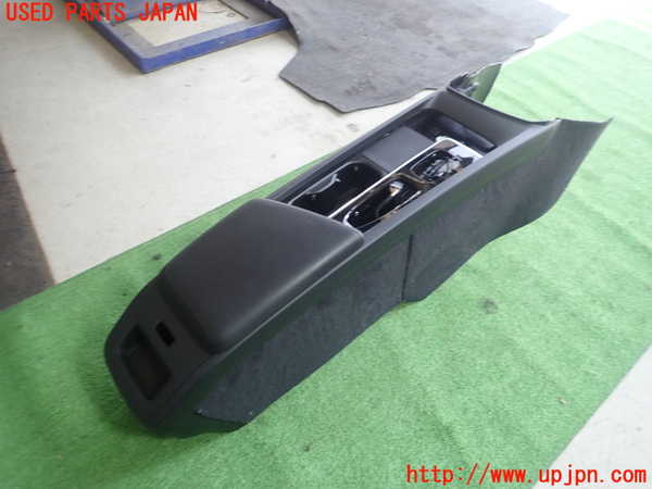 5UPJ-17507540]ボルボ・S60(ZB420TM)センターコンソール 中古_m0002.jpg