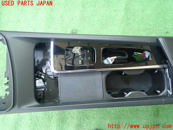 5UPJ-17507540]ボルボ・S60(ZB420TM)センターコンソール 中古_m0003.jpg