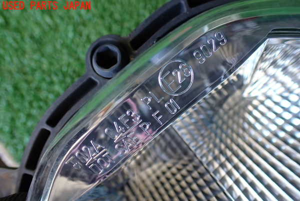 5UPJ-17511180]BMW ミニ(MINI)クーパーS(XR20M)(F56)右フォグ 中古_m0004.jpg