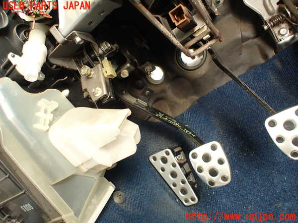 5UPJ-17547590]インプレッサ WRX-STi(GDB)クラッチペダル 中古_m0001.jpg