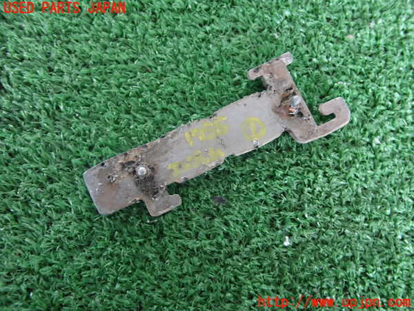 2UPJ-17551631]三菱ジープ(J34)エンブレム1 中古_m0003.jpg