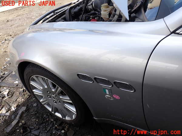 5UPJ-17601082]マセラティ・クアトロポルテ(MQP)左前フェンダー 中古_m0004.jpg