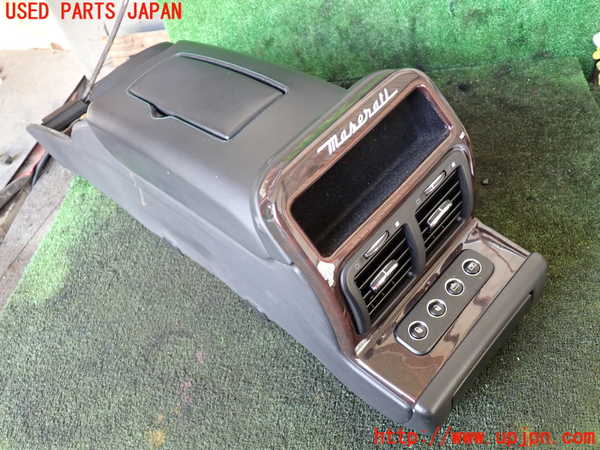 5UPJ-17607540]マセラティ・クアトロポルテ(MQP)センターコンソール 中古_m0003.jpg