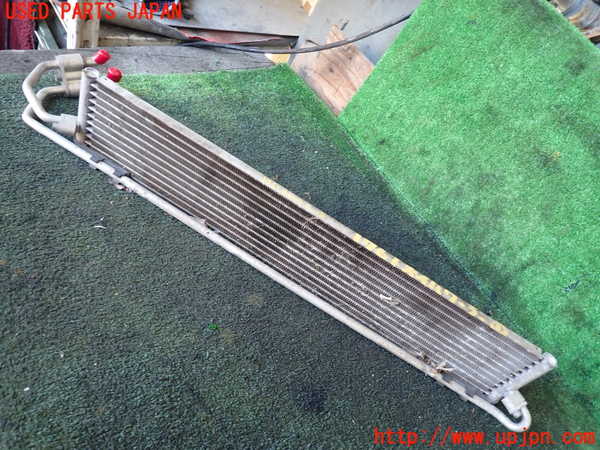 5UPJ-17612481]ポルシェ・パナメーラ 4S(970M48A)オイルクーラー1 (AT用) 中古_m0001.jpg