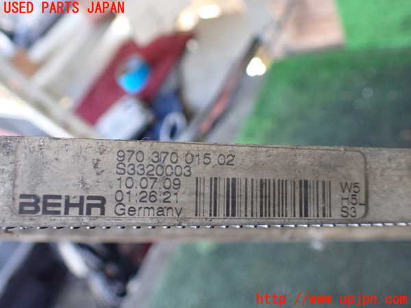 5UPJ-17612481]ポルシェ・パナメーラ 4S(970M48A)オイルクーラー1 (AT用) 中古_m0003.jpg