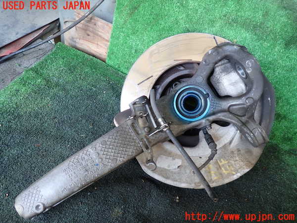 5UPJ-17614295]ポルシェ・パナメーラ 4S(970M48A)左フロントナックルハブ 中古_m0002.jpg