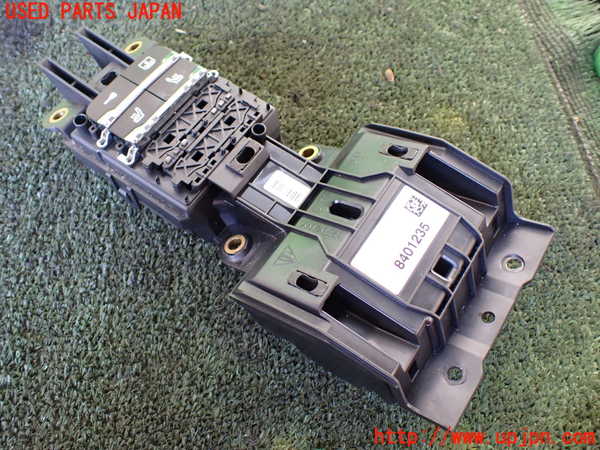 5UPJ-17616307]ポルシェ・パナメーラ 4S(970M48A)スイッチ2 (リヤサンシェード シートヒーター) 中古_m0001.jpg