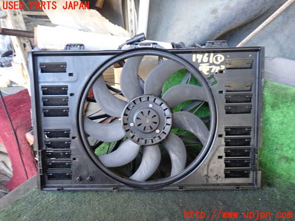 5UPJ-17616836]ポルシェ・パナメーラ 4S(970M48A)電動ファン1 中古_m0001.jpg