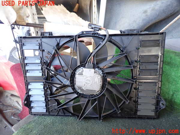 5UPJ-17616836]ポルシェ・パナメーラ 4S(970M48A)電動ファン1 中古_m0002.jpg
