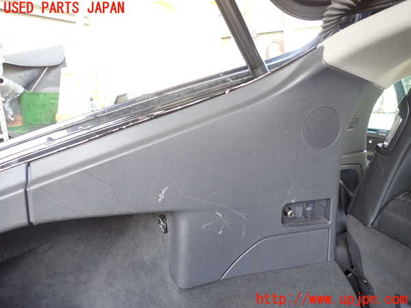 5UPJ-17617680]ポルシェ・パナメーラ 4S(970M48A)左リアピラートリム 中古_m0002.jpg