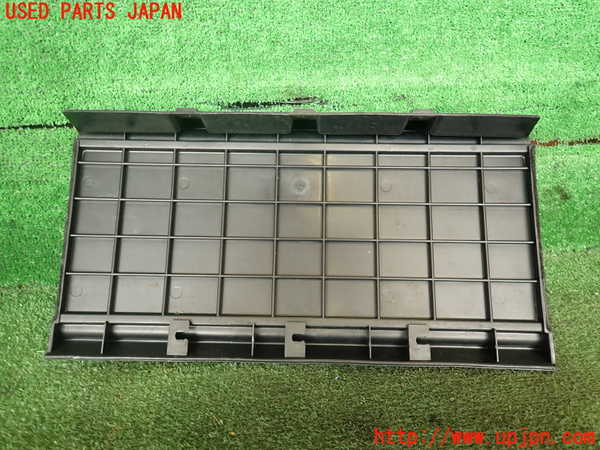 5UPJ-17637842]MR2(SW20)小物入れ2 中古_m0002.jpg