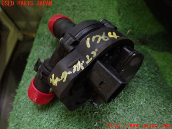 5UPJ-17642110]ベンツ E250 クーペ C207(207336)ウォーターポンプ 中古_m0001.jpg
