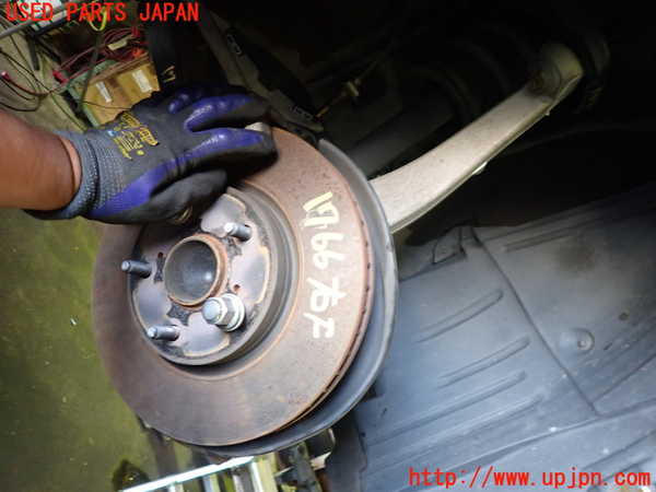 5UPJ-17664290]クラウン ロイヤル ハイブリッド(AWS210)右フロントナックルハブ 中古_m0001.jpg