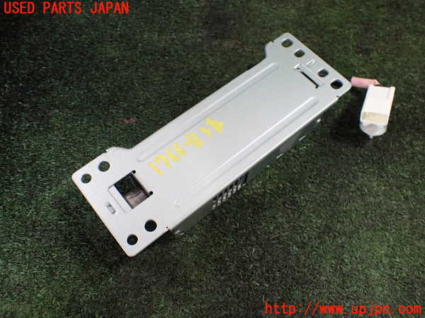 5UPJ-17666850]クラウン ロイヤル ハイブリッド(AWS210)空気清浄機 中古_m0002.jpg