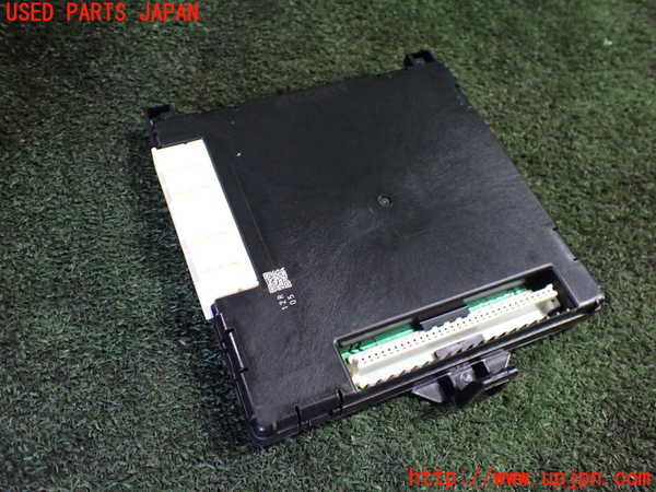 5UPJ-17666147]クラウン ロイヤル ハイブリッド(AWS210)コンピューター2 89221-30360 中古_m0002.jpg