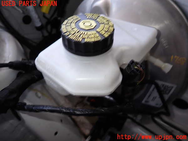 5UPJ-17684050]BMW M135i xDrive(7L20)(F40)ブレーキマスターシリンダー 中古_m0001.jpg