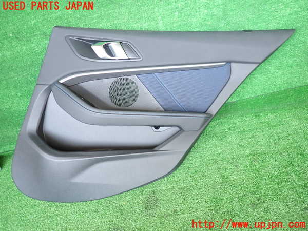 5UPJ-17681294]BMW M135i xDrive(7L20)(F40)右後ドア内張り 中古_m0001.jpg