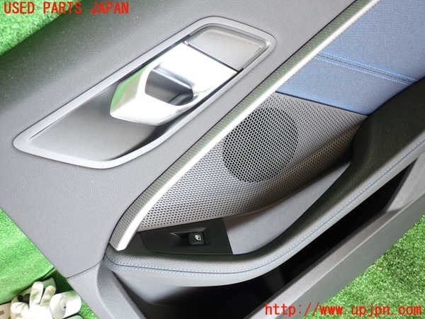 5UPJ-17681294]BMW M135i xDrive(7L20)(F40)右後ドア内張り 中古_m0002.jpg