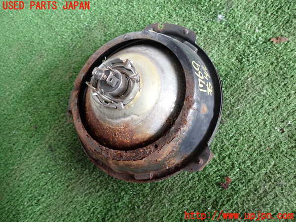 5UPJ-17691130]ランクル60系(HJ61V(改))右ヘッドライト ハロゲン 【ジャンク品】 中古_m0003.jpg