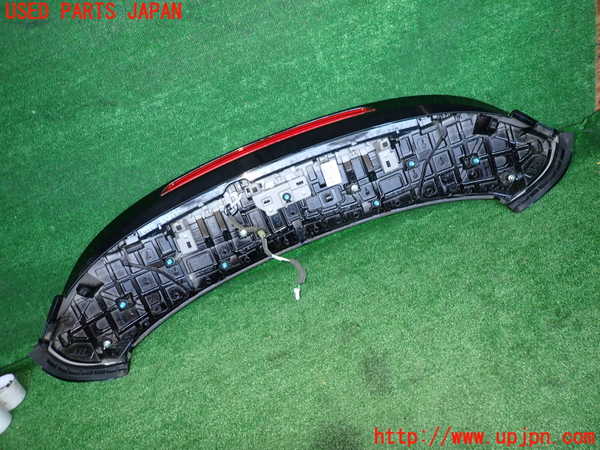 2UPJ-17701520]CX-30(DMEP)リアスポイラー 中古_m0002.jpg