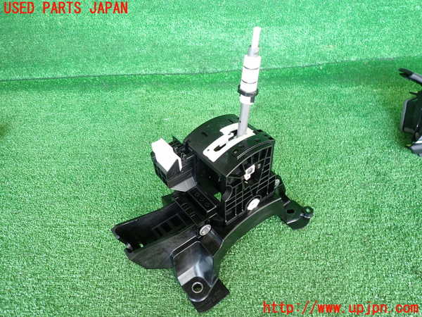 5UPJ-17707555]CX-30(DMEP)ATシフトレバー 中古_m0002.jpg