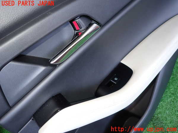 5UPJ-17701294]CX-30(DMEP)右後ドア内張り 中古_m0002.jpg