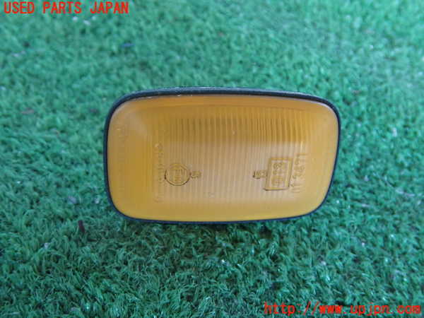 2UPJ-17711162]ランクル100系(UZJ100W)左ウィンカーレンズ 中古_m0001.jpg