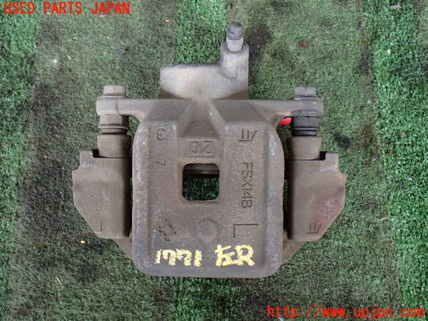 2UPJ-17714095]ランクル100系(UZJ100W)左リアキャリパー 中古_m0001.jpg